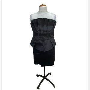 Strapless dress, peplum detail, statement neckline